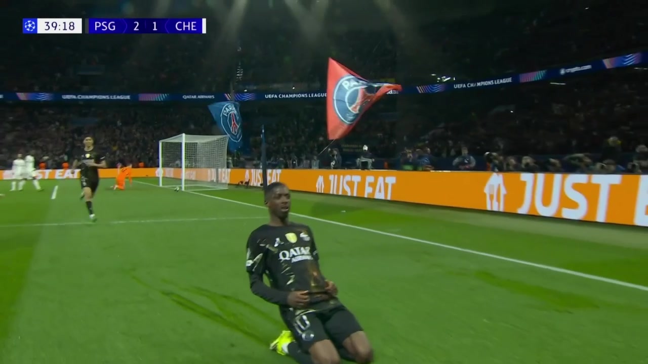 拜合拉木替补登场10分钟制造两球 射门造脱手补射 停球造手球点球