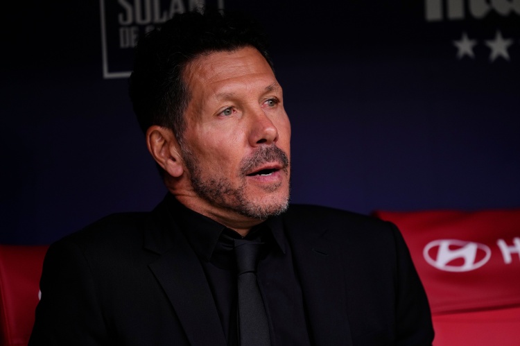 西蒙尼遭遇用人荒 马竞战巴萨仅4人合练