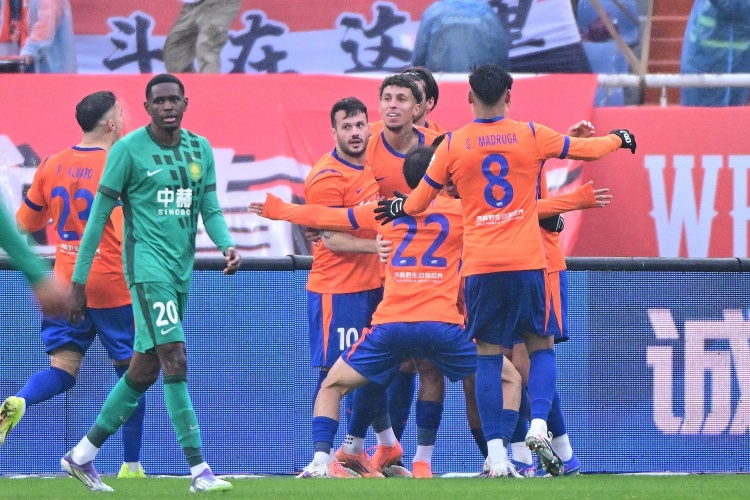 泰山主场12战不败成中超独苗 10胜2平筑济南堡垒