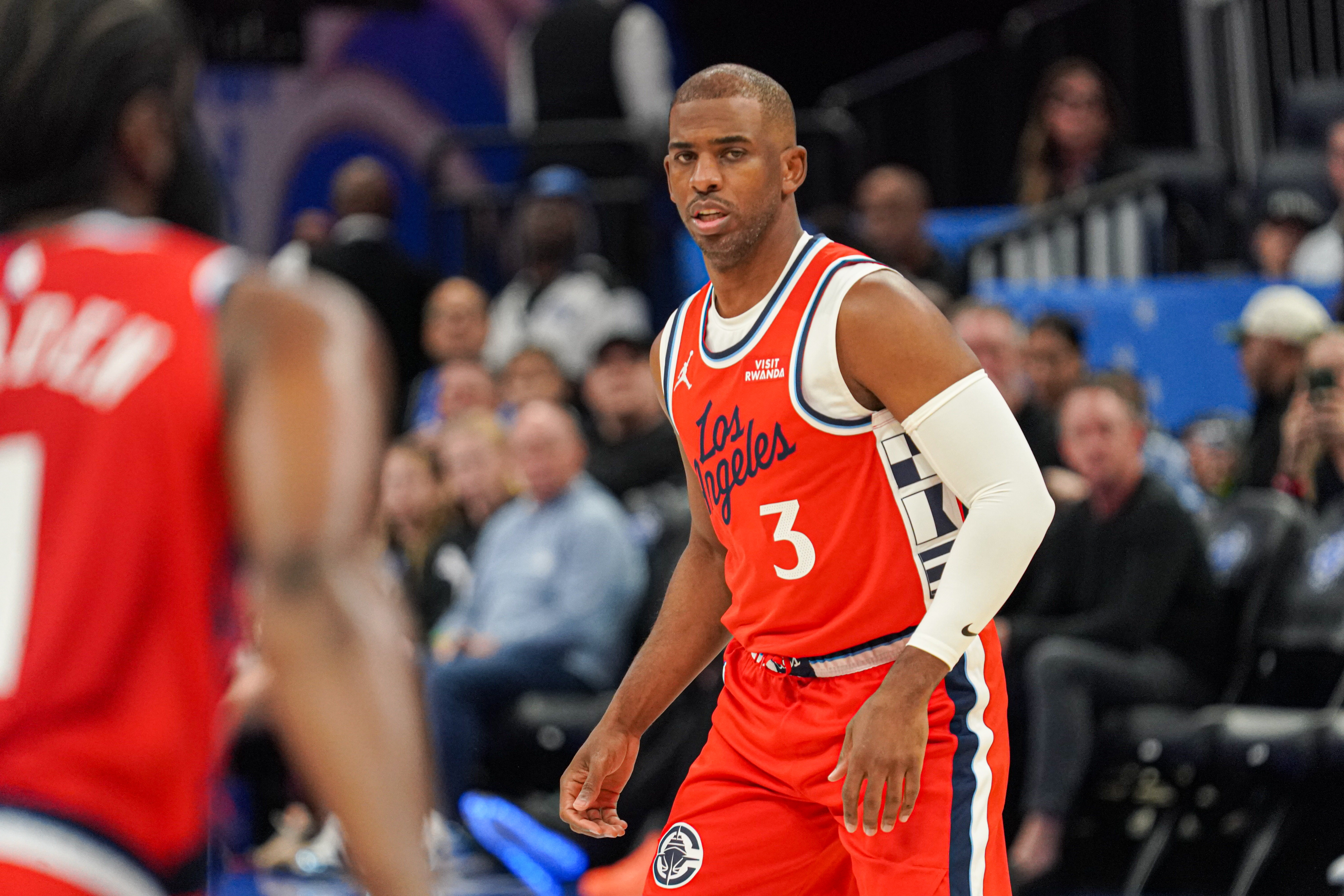 乔丹45亿断层领跑生涯收入榜 詹皇20亿压奥胖 科比第五库里第六