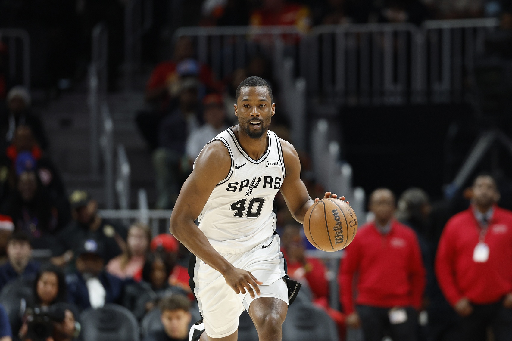 巴恩斯谈马刺十连胜：我们已按自己的方式留下印记