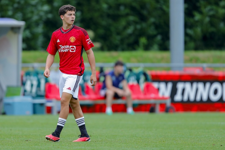 曼联18岁小将莱西永久上调一线队 出战U21关键战存疑