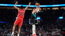 开拓者三人20+主场击退鹈鹕 霍勒迪27+9率队取三连胜