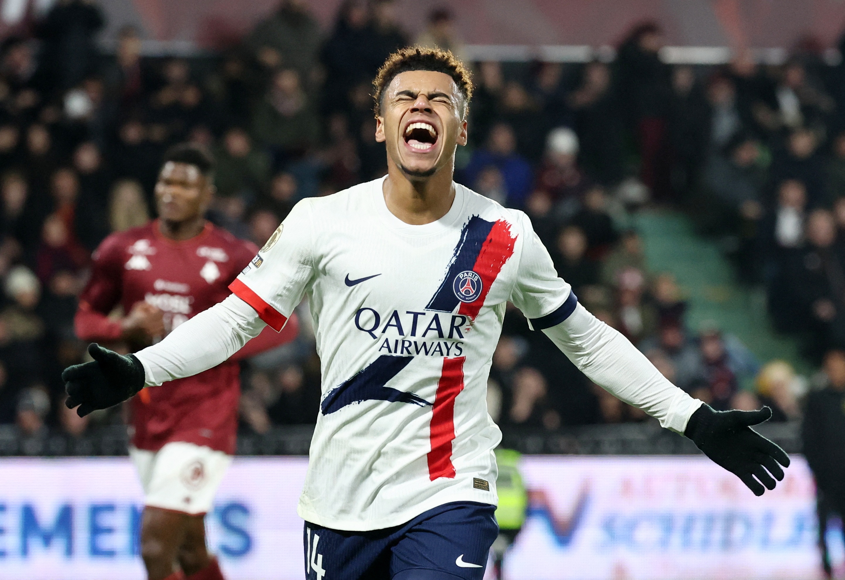 杜埃回应状态起伏 直言世界杯是梦想 巴黎目标再夺欧冠