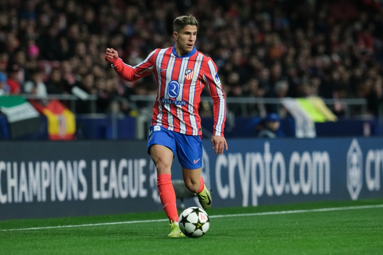 小西蒙尼复盘马竞巴萨争议判罚 称马丁动作凶狠或致伤 小西蒙尼复盘马竞巴萨争议判罚 称马丁动作凶狠或致伤