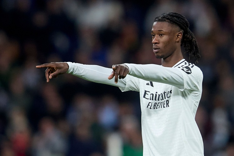 罗马诺披露卡马文加未来 皇马持开放态度但非必售