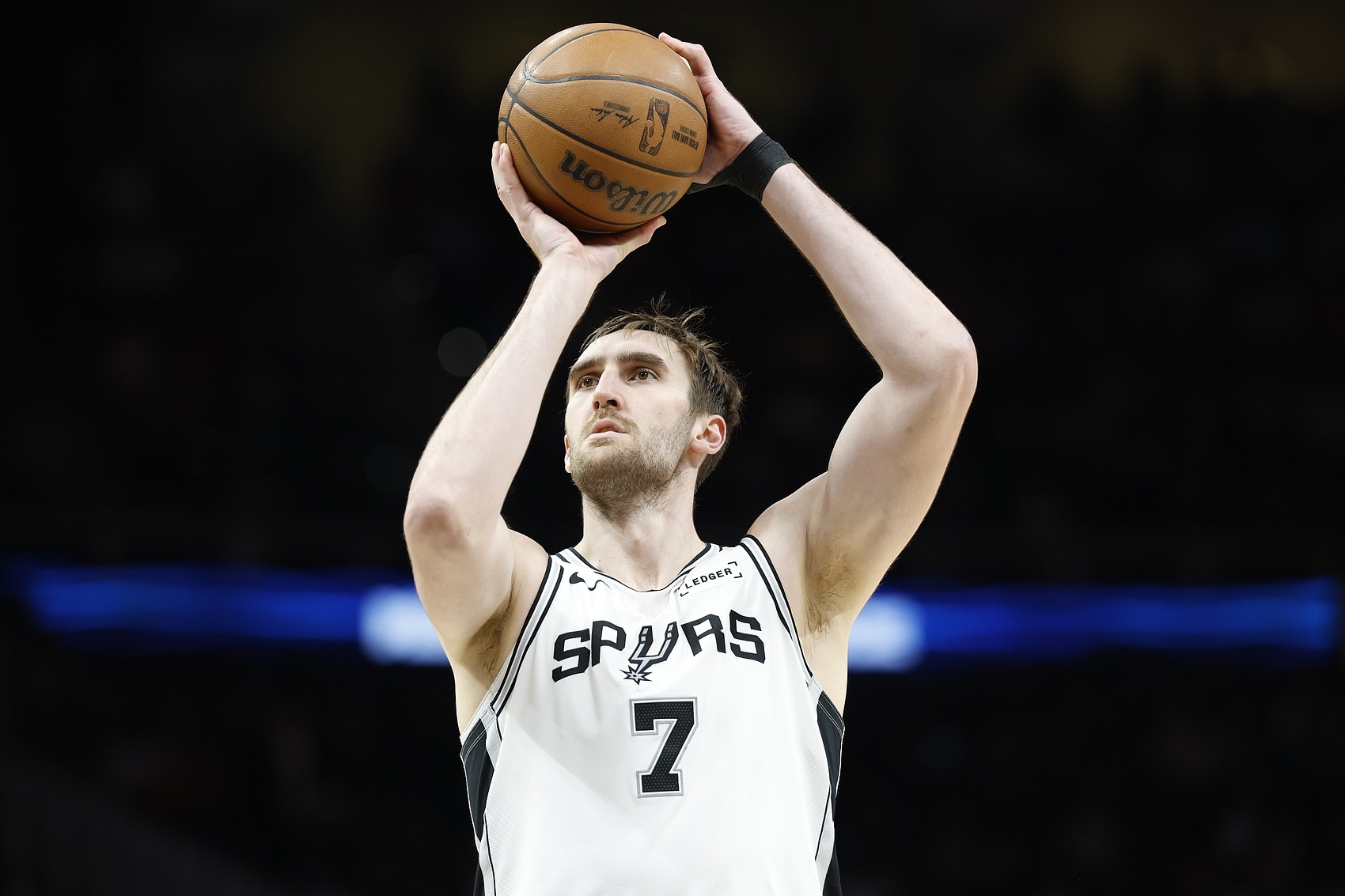 科内特谈胜76人：末节强度致胜 对阵全员对手是宝贵经验