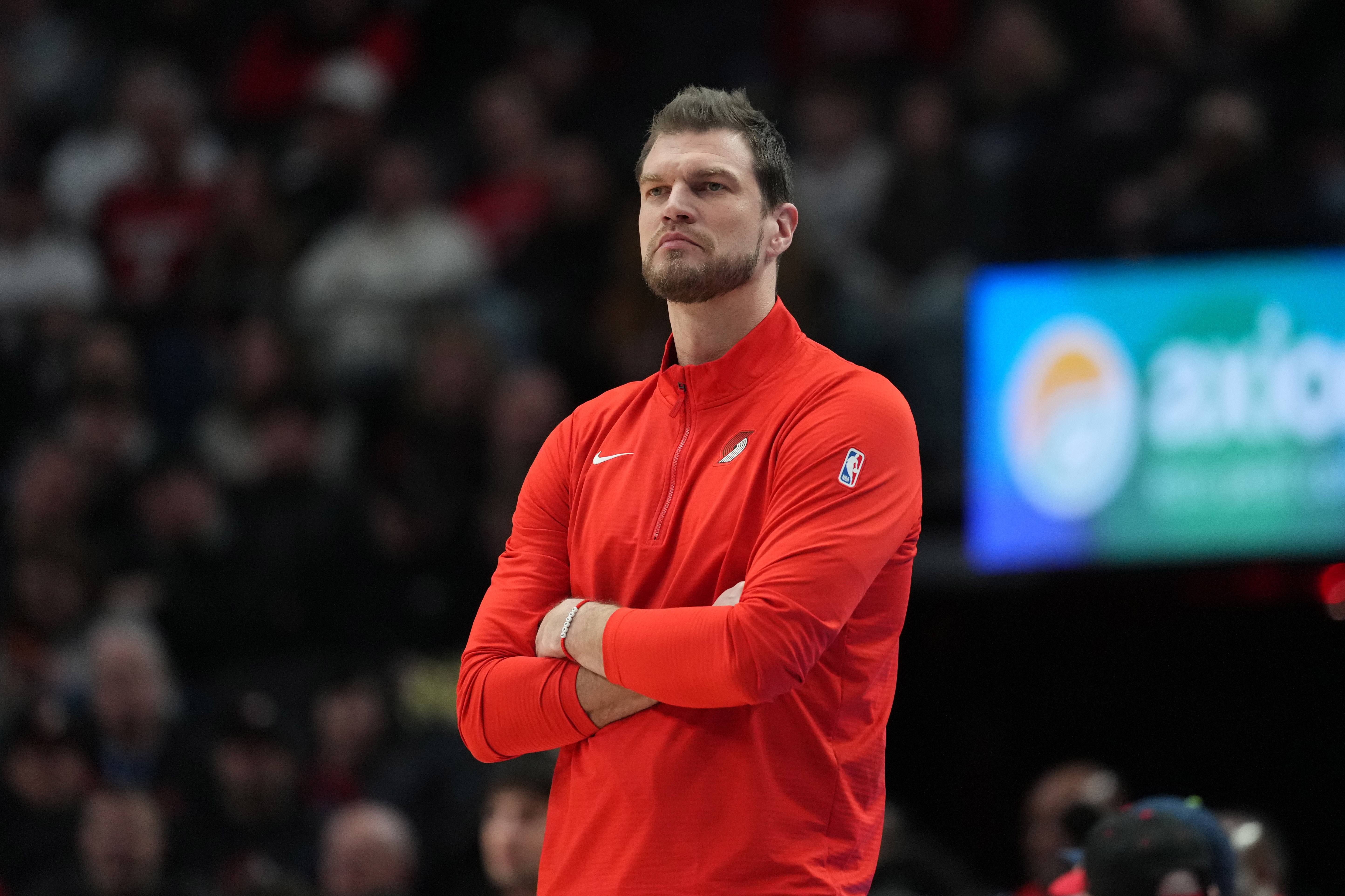 斯普利特率残阵开拓者锁定附加赛 新老板去留表态成唯一变数