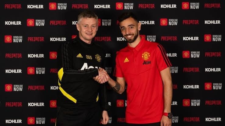 红魔两代队长同季天价加盟 马奎尔B费奠定中后场基石