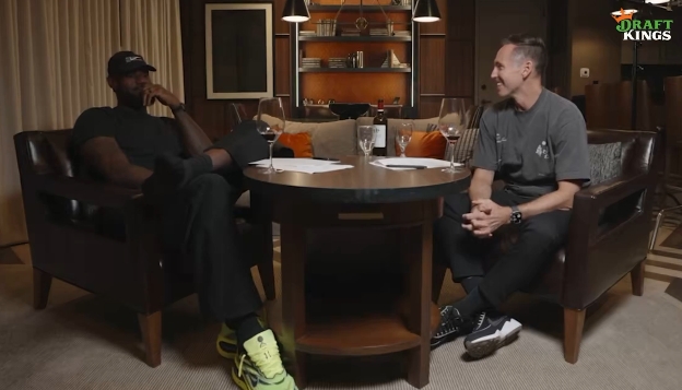 詹姆斯播客回应罗恩·哈珀 直言迪伦优秀其父不足道