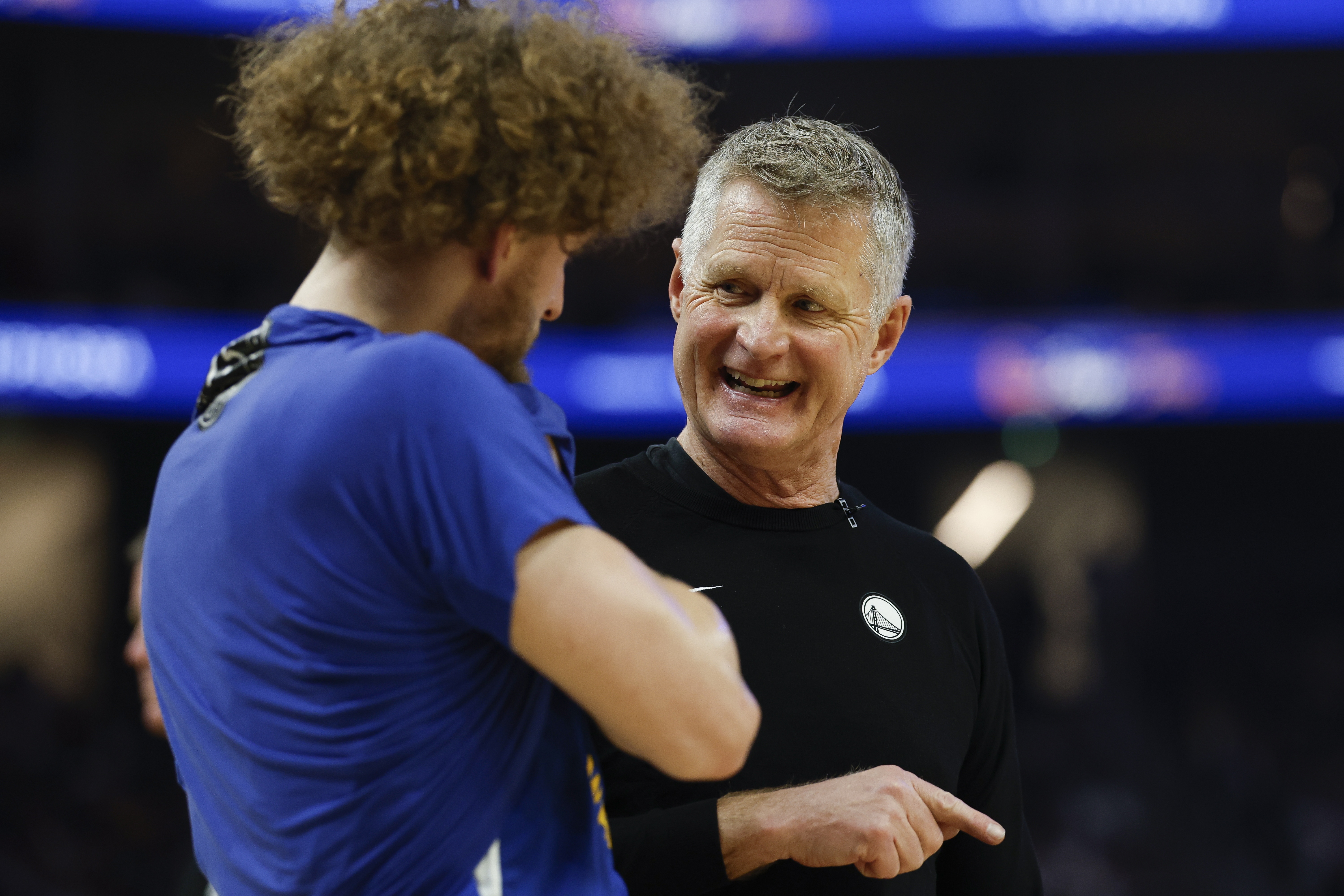 波杰姆斯基谈科尔信任 直言库里去留取决于快乐