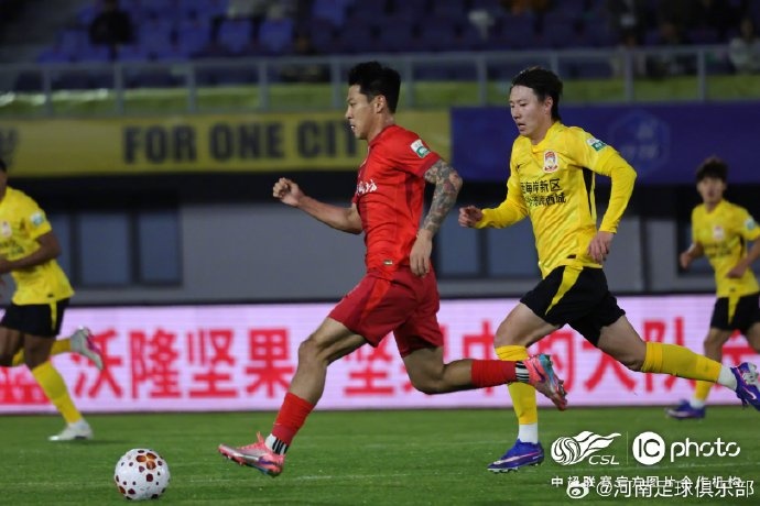 河南客平西海岸 阿卜杜肉苏力中楣全场闷战