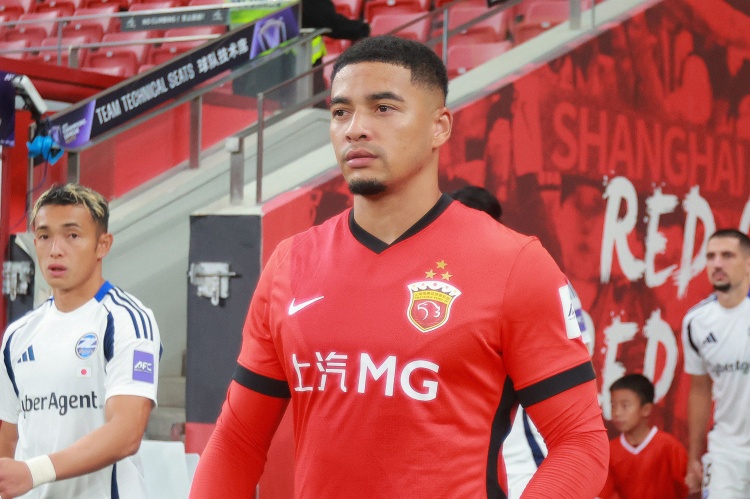 蒋光太154天后复出即破门，海港3-0三镇零封回归