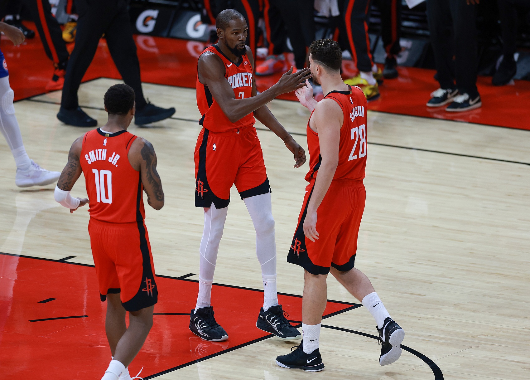 无KD火箭G5生死战：伊森防守锁死、谢泼德三分续命、阿门撕裂防线成唯一变量