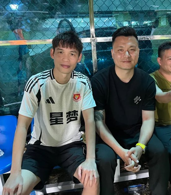 43岁前国脚李健华再启程:全运会群众组五人制老将战 43岁前国脚李健华再启程:全运会群众组五人制老将战