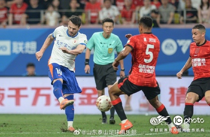 泰山客场0-1蓉城，五轮连胜终结